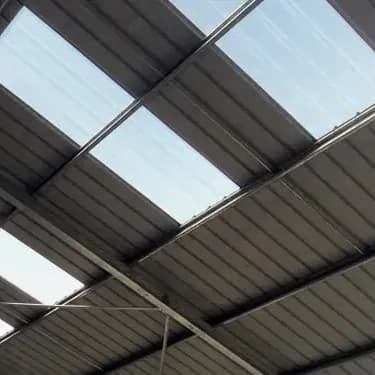 Tole en polyester couvesco translucide