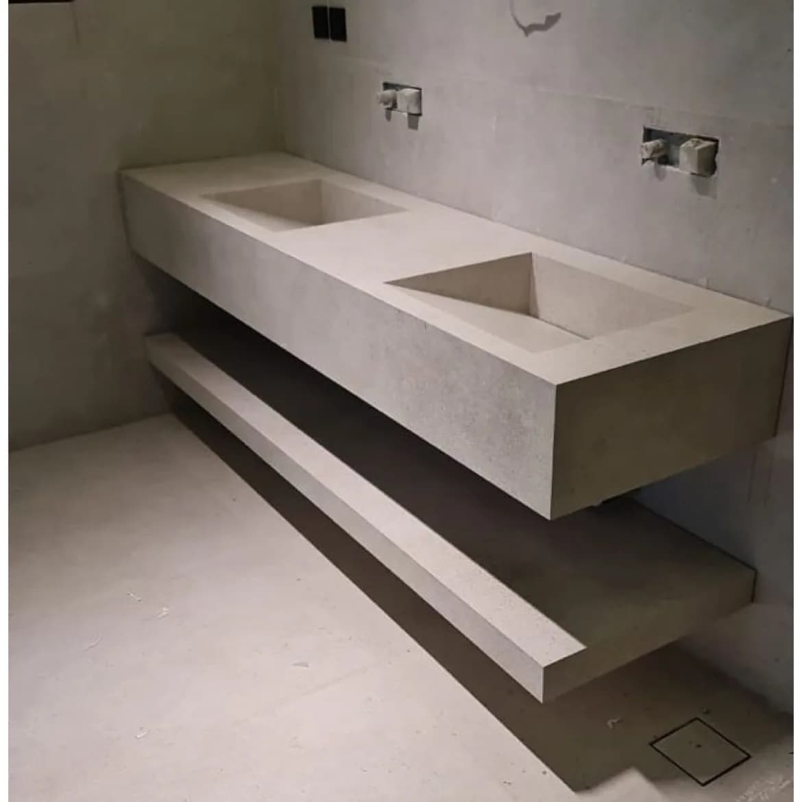 Vasque en ceramique