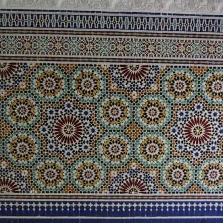 حائط الزليج البلدي