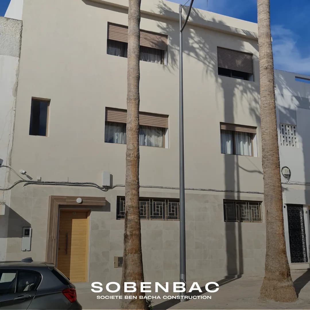 Rénovation d’un R+1 en R+2 à Agadir 