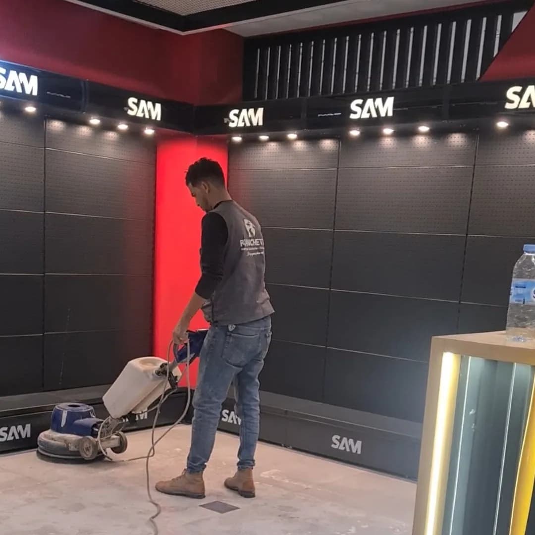 Nettoyage locaux commerciaux