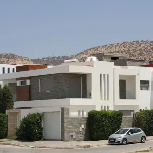 VILLA    SONABA   ILIGH  ....