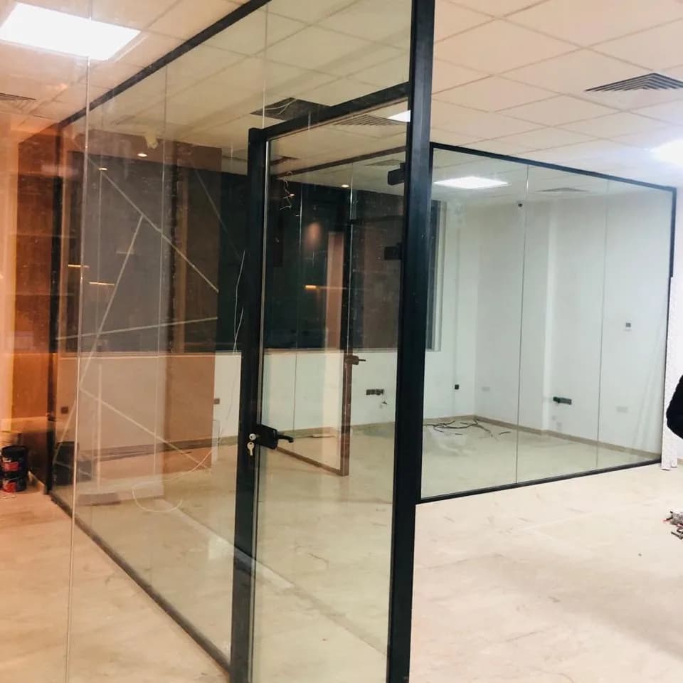 cloison en verre pour bureau