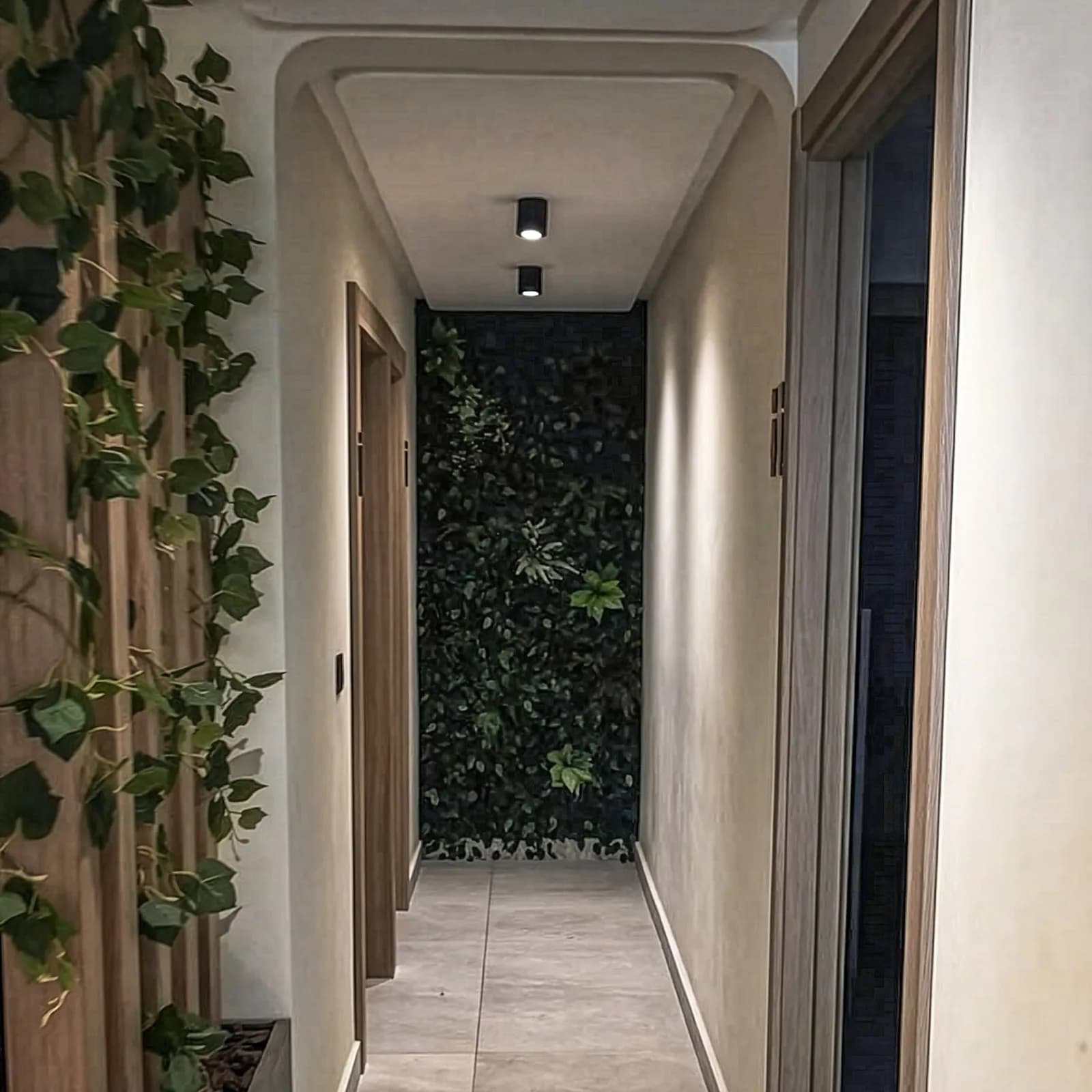 June - Gauthier, Casablanca