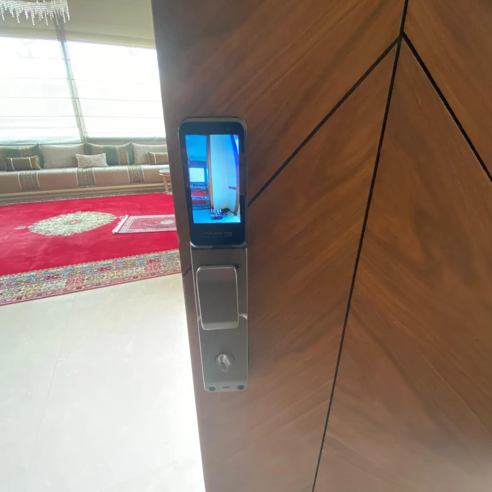 installation des poignie intelligent 