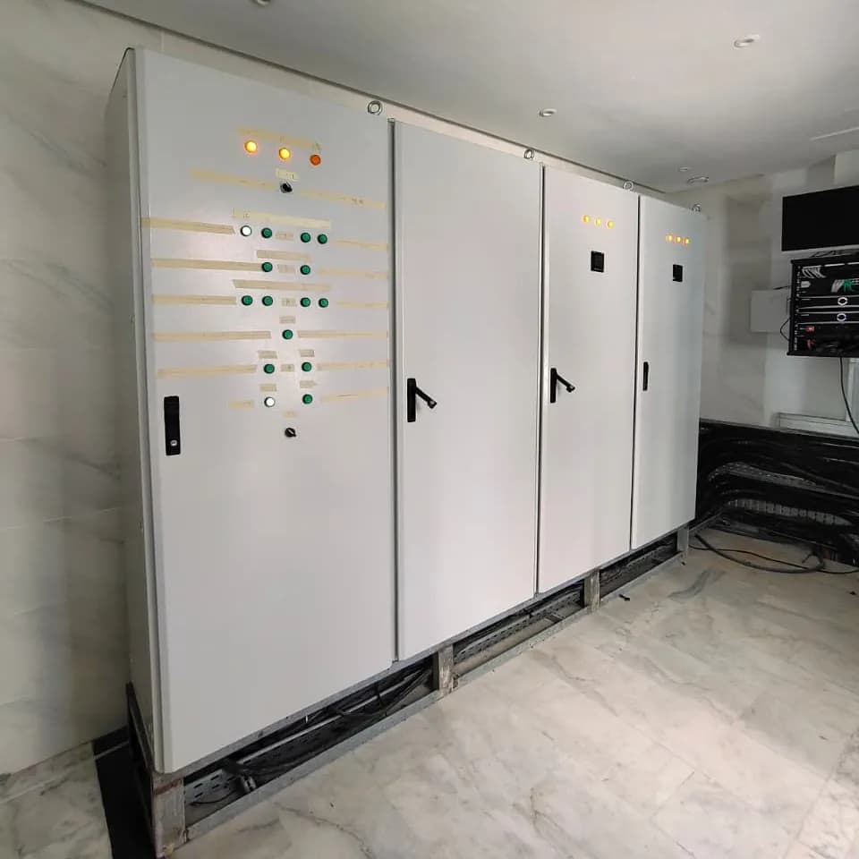 câblage d'armoires électrique salle spor