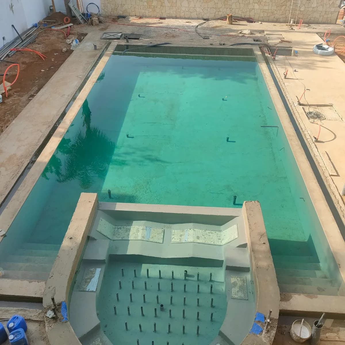 Rénovation Piscine débordante 