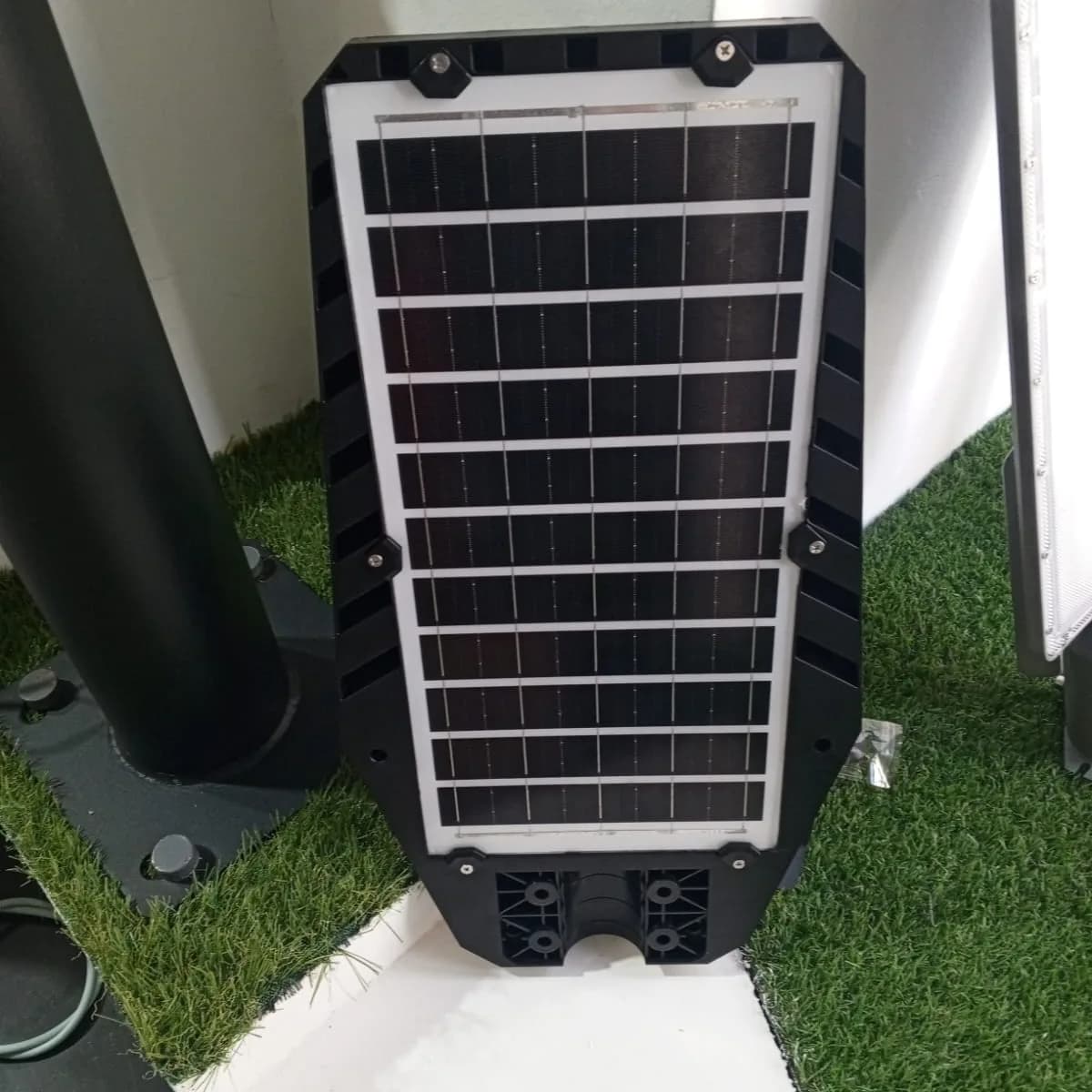 luminaire solaire 200w 