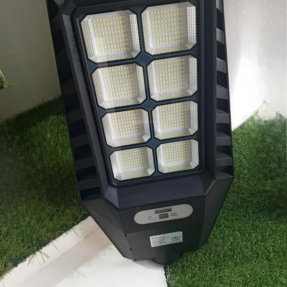 luminaire solaire 200w 