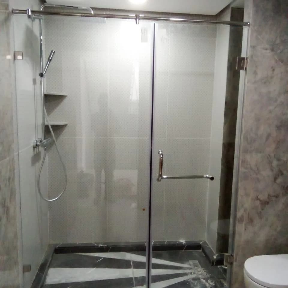 Cabine de douche en verre trempé