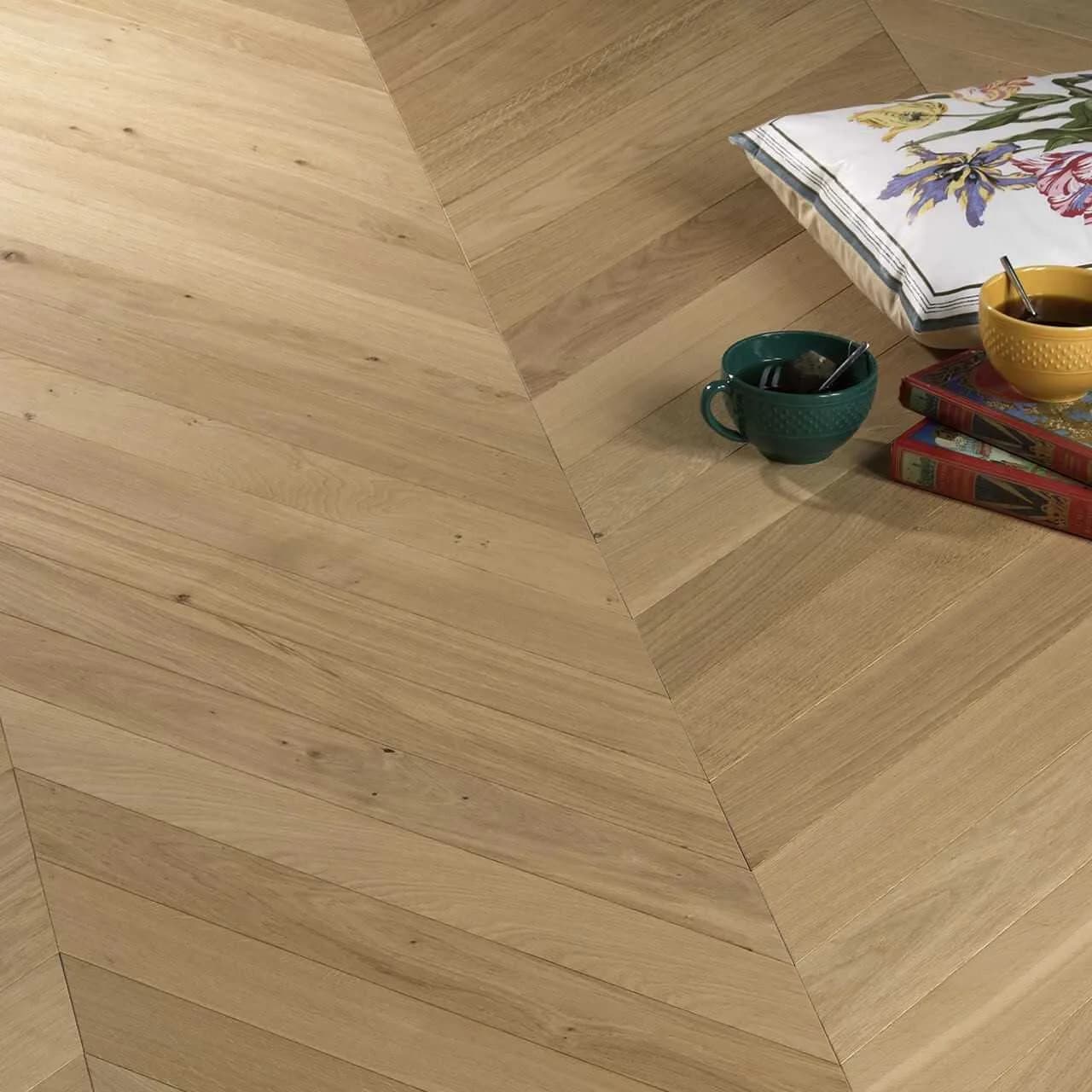 PARQUET SEMI MASSIF CHEVRON 14MM