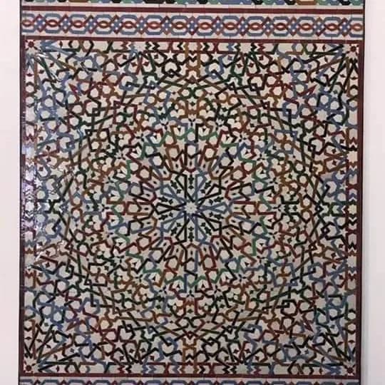 حائط الزليج البلدي