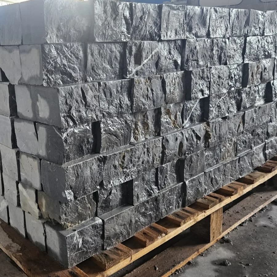 Pavé Split Face
