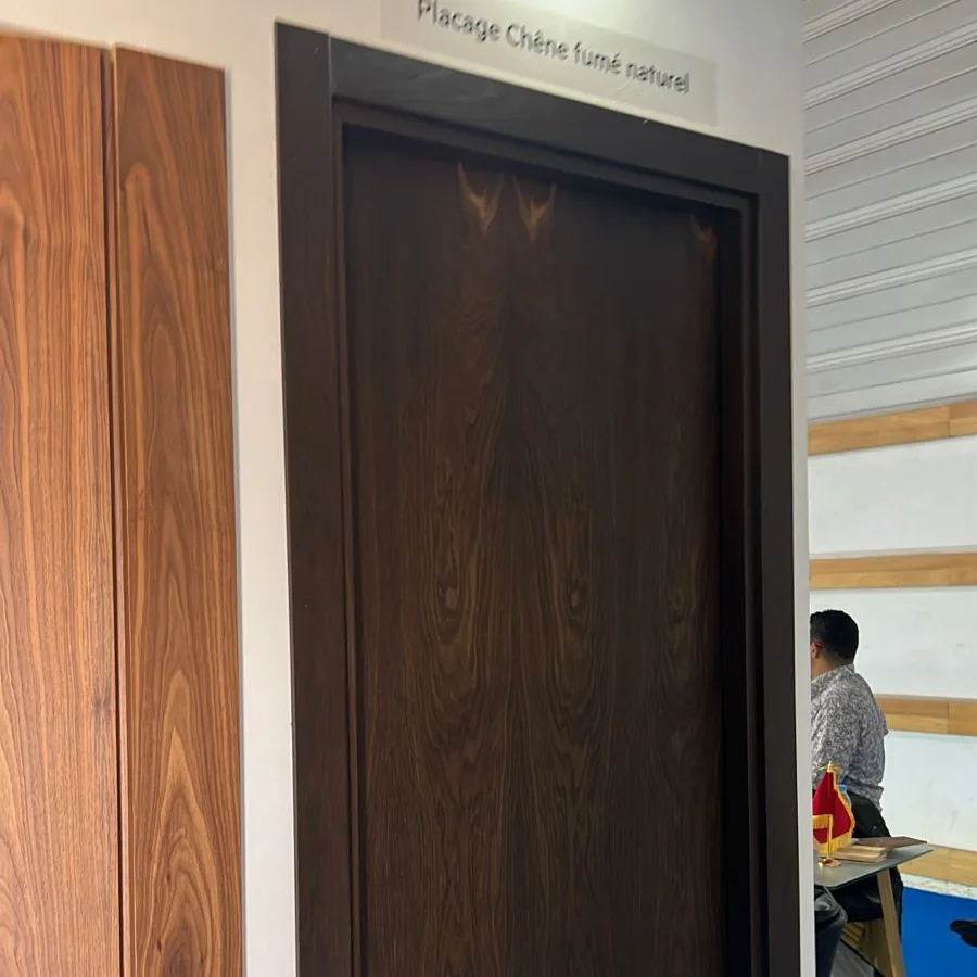 Porte en placage naturel 