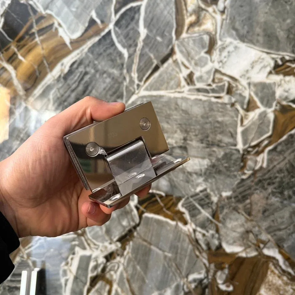 CHARIERE VERRE MUR