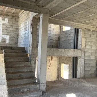 VILLA    SONABA   ILIGH  ....