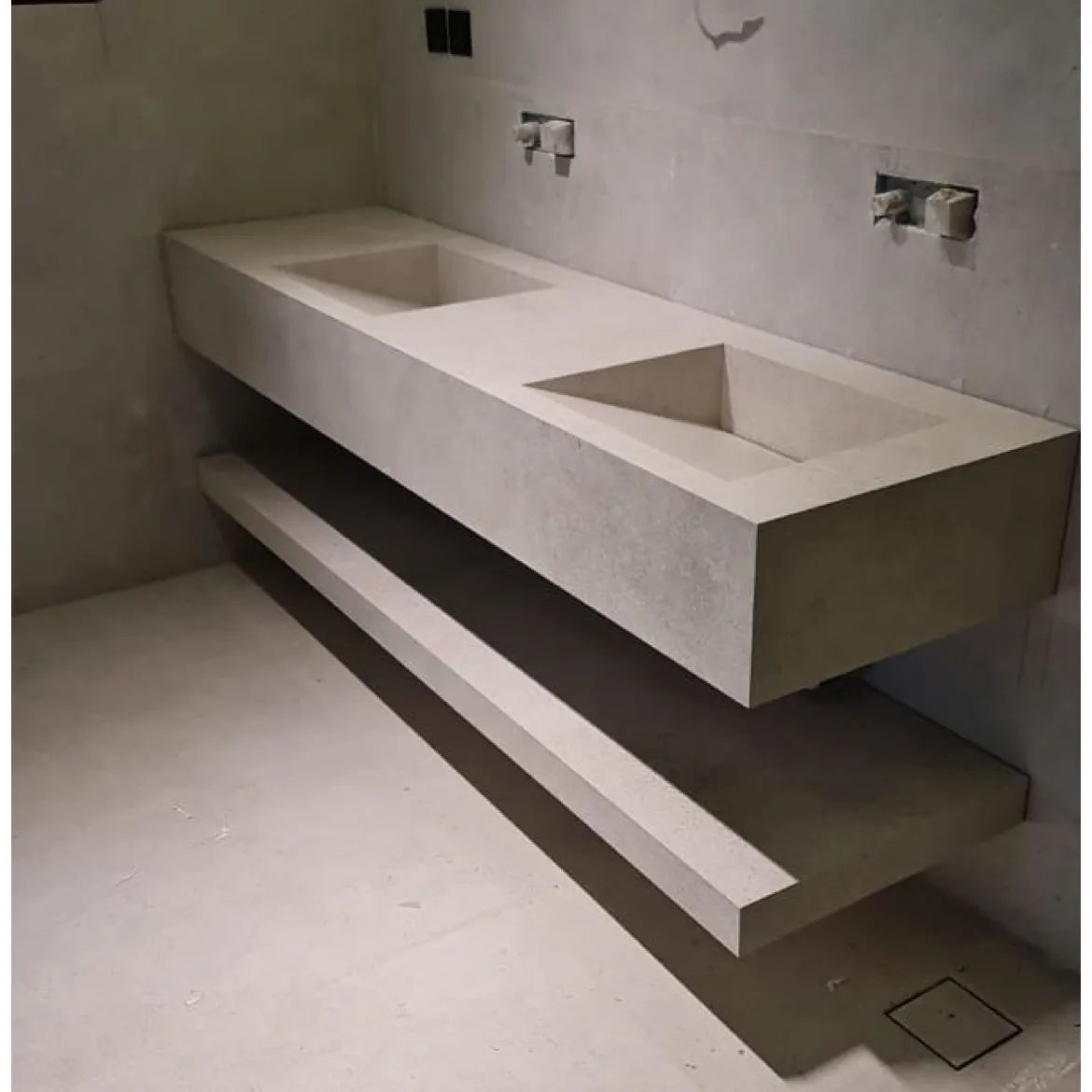 Vasque en ceramique