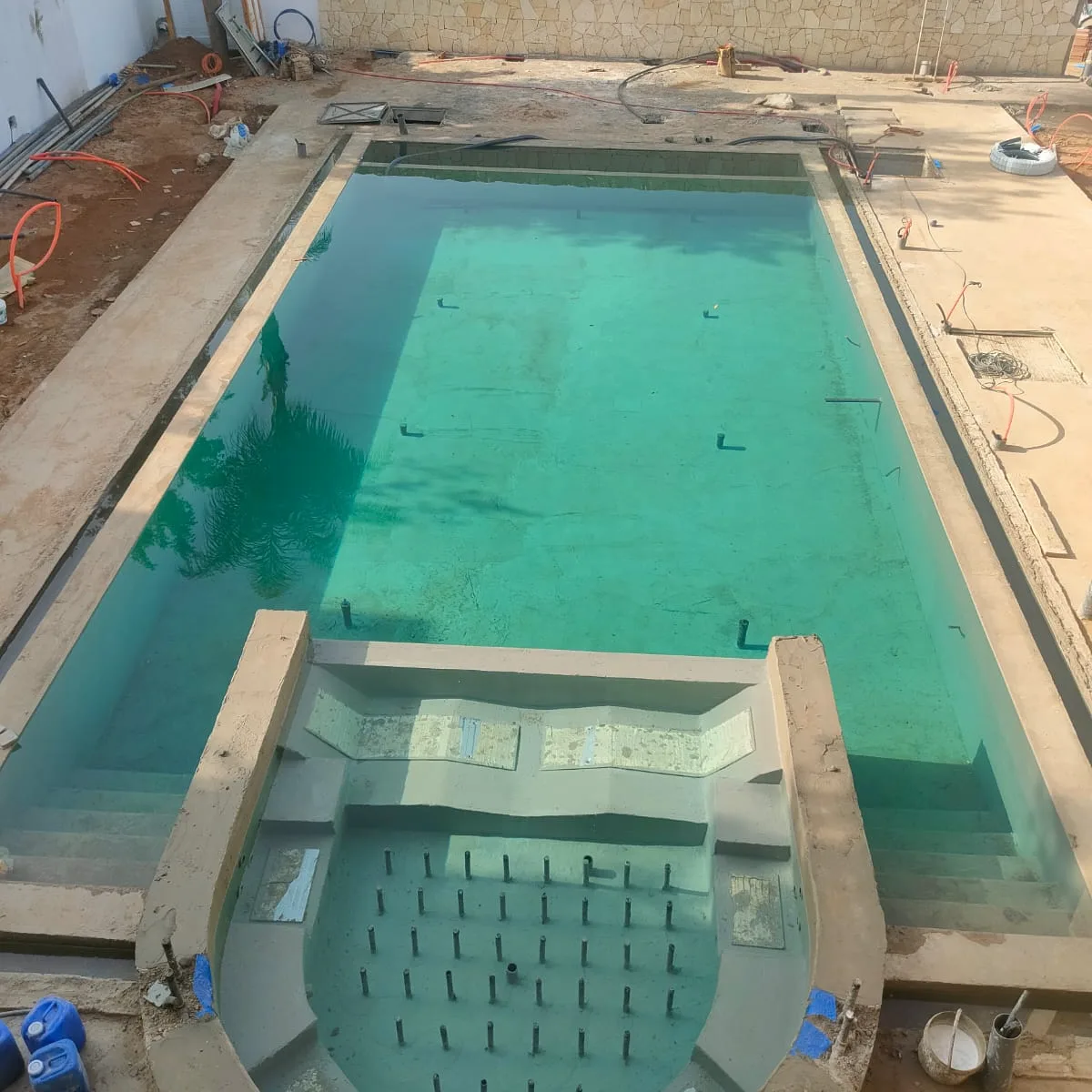 Rénovation Piscine débordante 