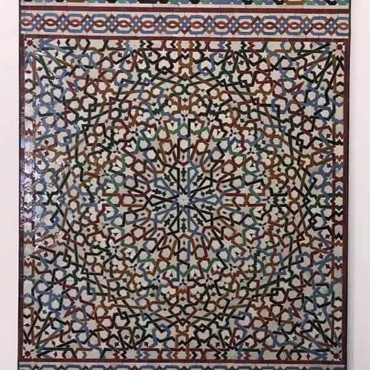 حائط الزليج البلدي